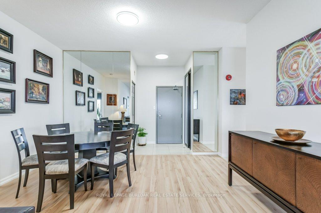 2 Bedrooms Condo at 1201 North Shore, Burlington For sale
