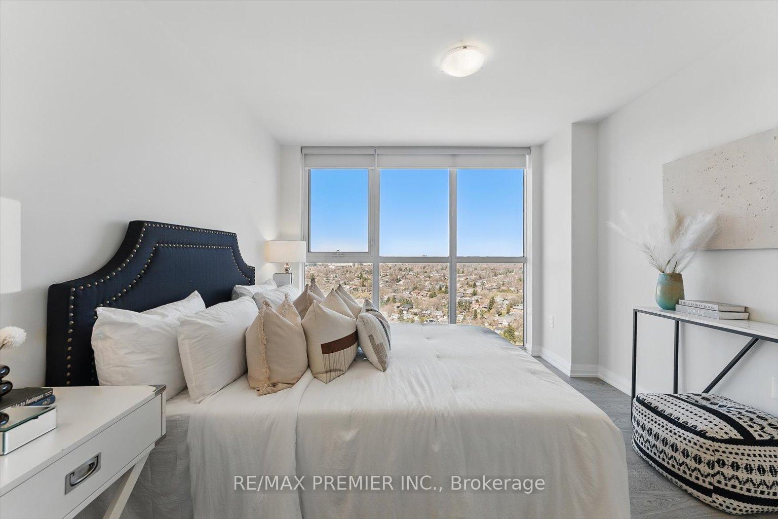 2 Bedrooms Condo at 50 Thomas Riley, Toronto For sale