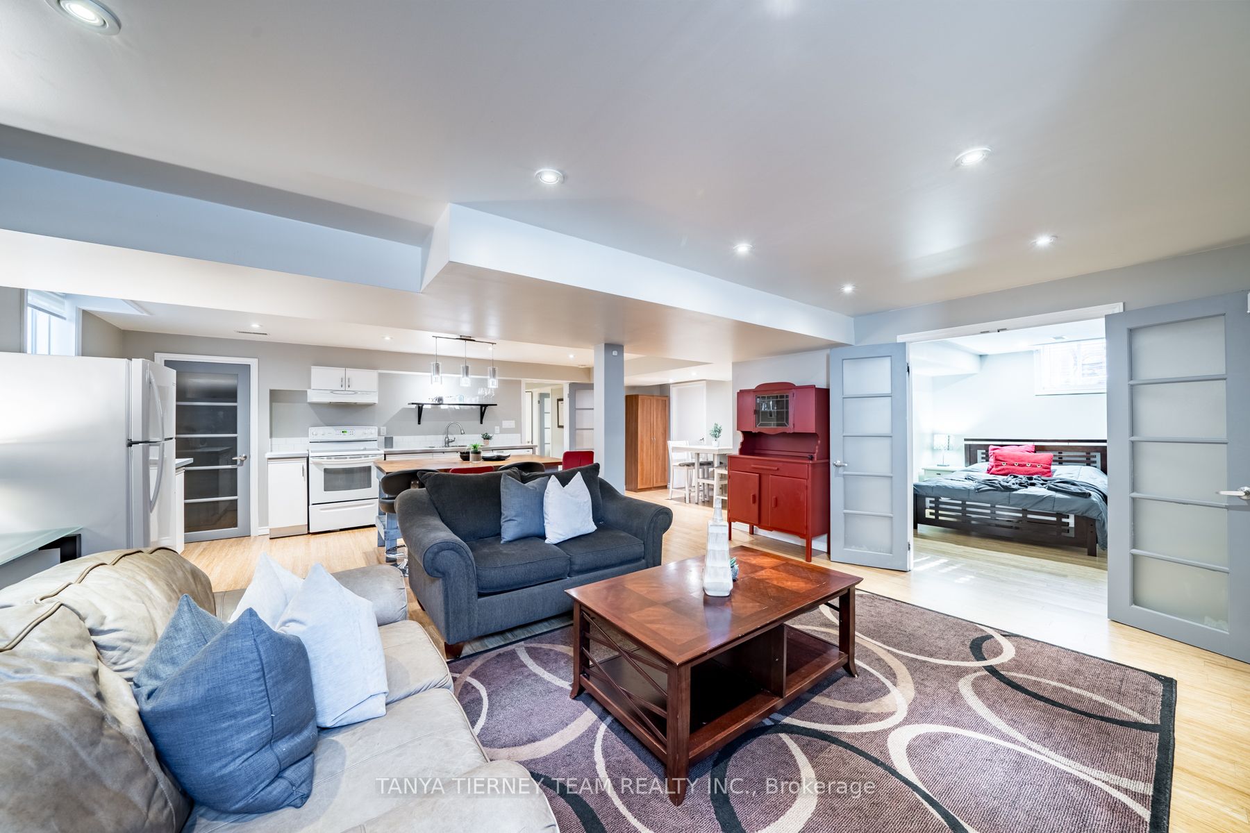 8 Nathan Avenue