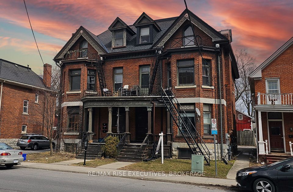 307 Alfred Street
