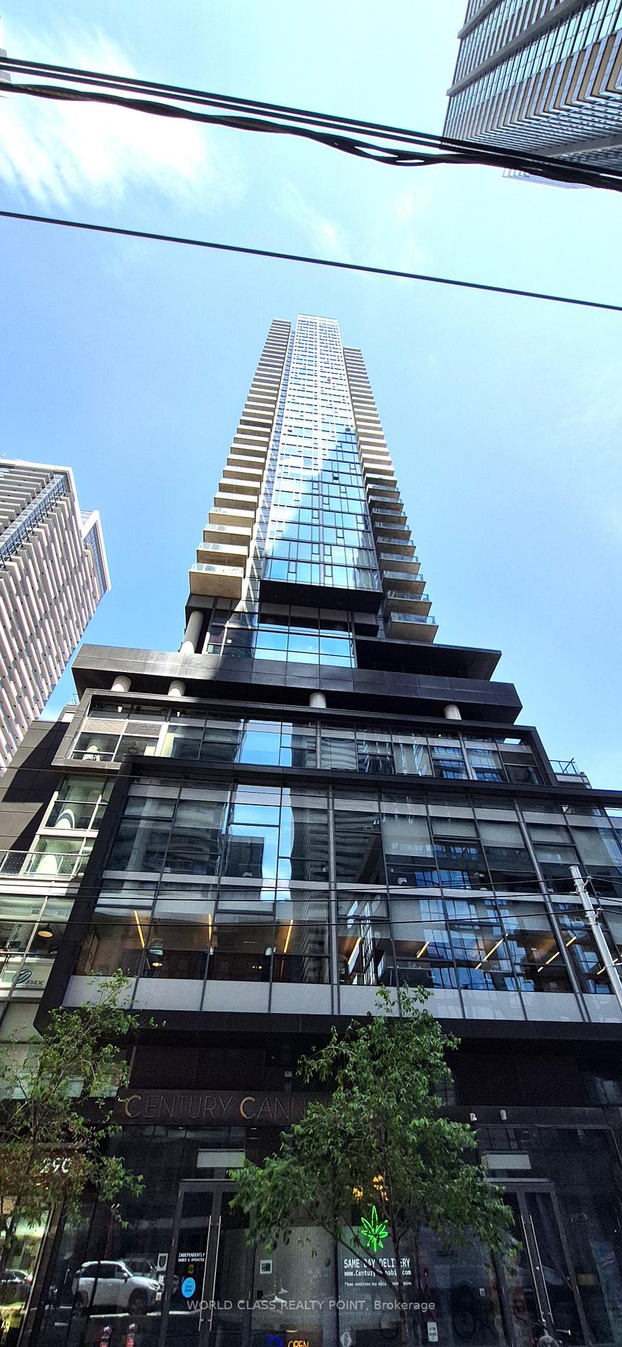 1 Bedroom Condo at 290 Adelaide, Toronto For sale