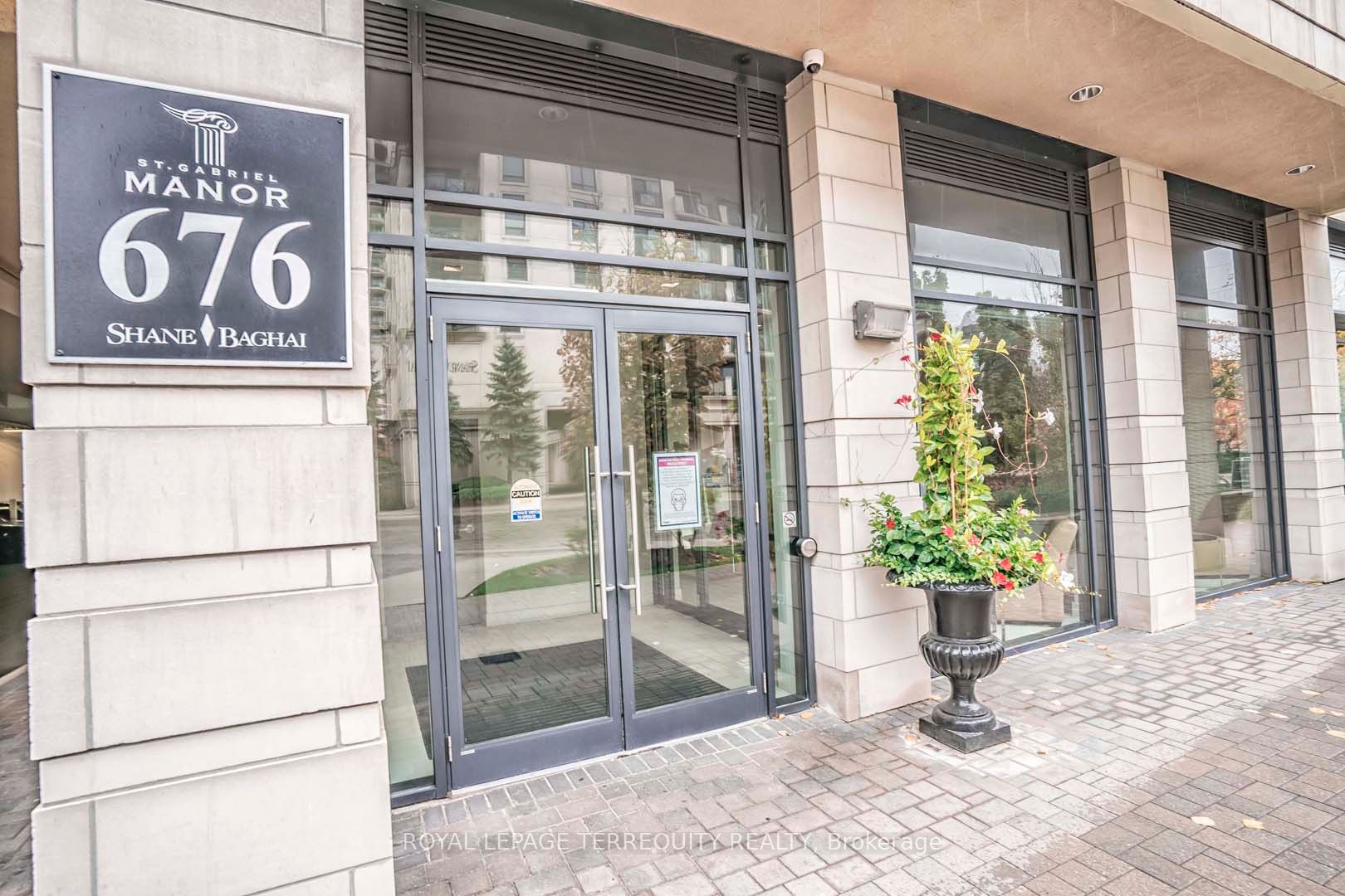 676 Sheppard Avenue E, #607