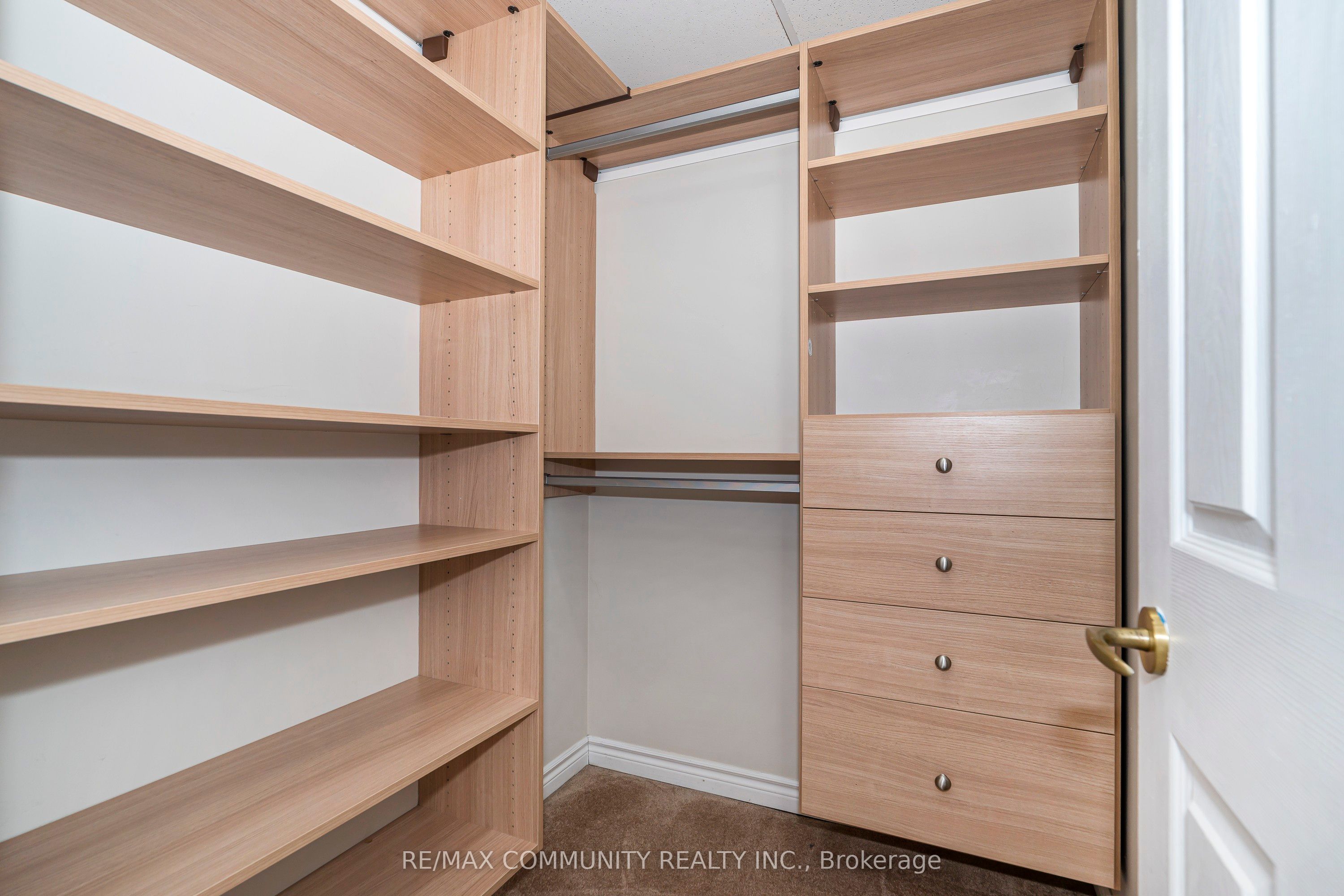 980 Yonge Street, #1007