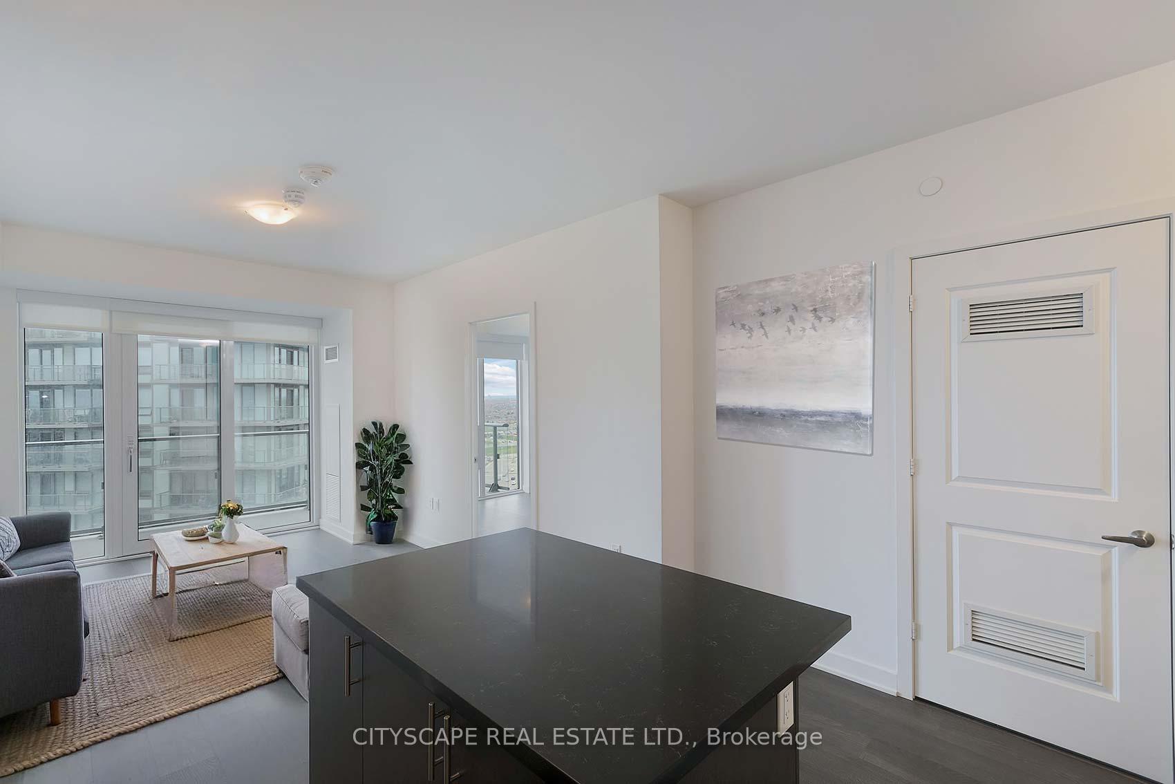 3 Bedrooms Condo at 4677 Metcalfe, Mississauga For sale