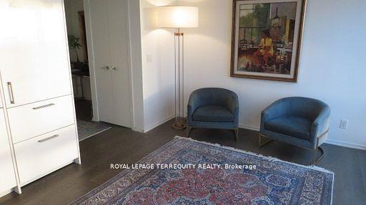 2 Bedrooms Condo at 1 Bloor, Toronto For sale