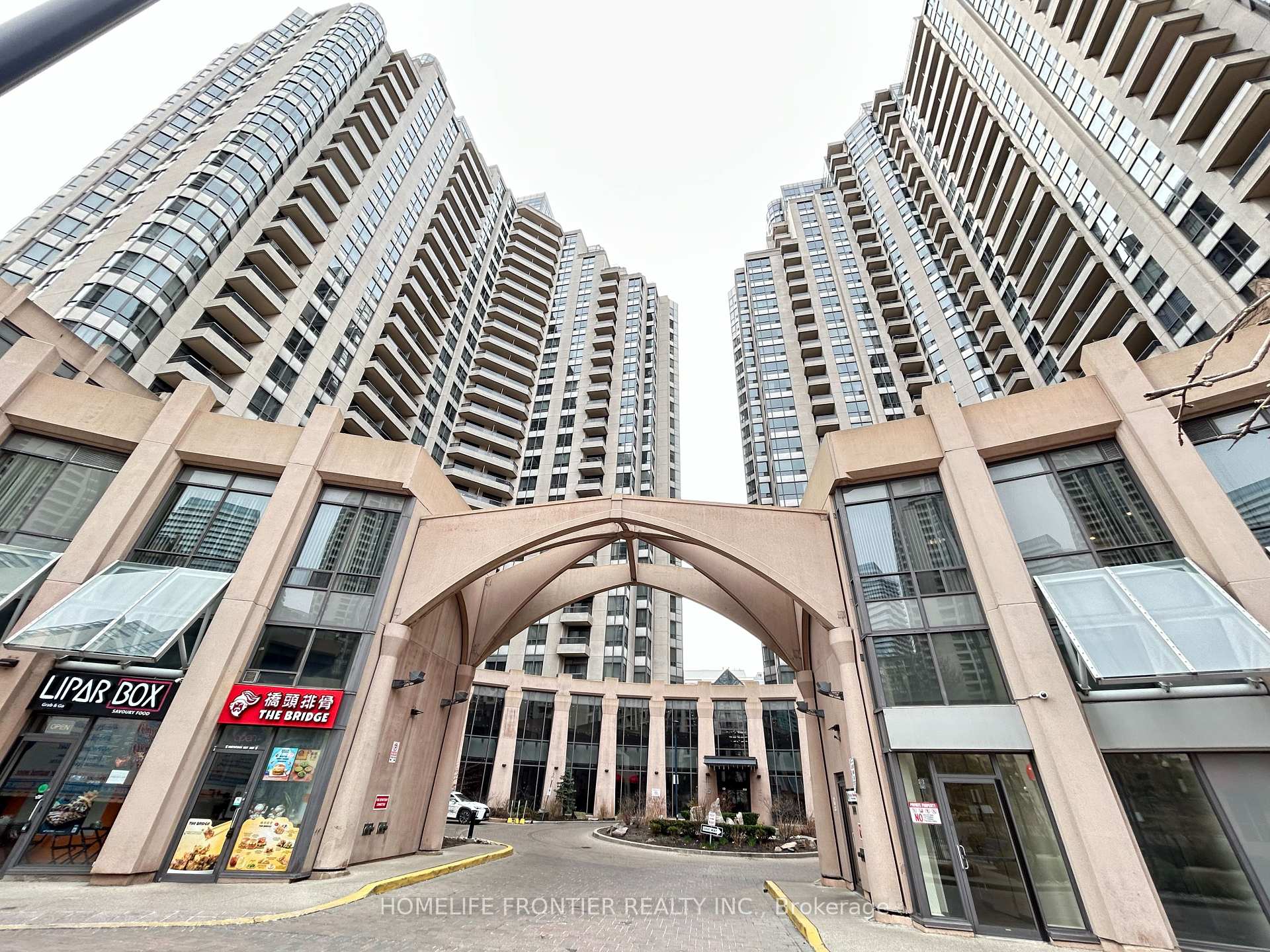 1 Bedroom Condo at 15 Northtown, Toronto For sale