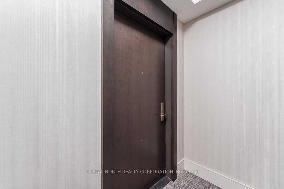 https://trreb-image.ampre.ca/h7LKSkiexB3gnVP9WEUmR7snUSOhBtJJm8j2ZKuyvPo/rs:fit:960:960/wm:.5:so:0:50:.4/wmsh:10/wmt:PHNwYW4gZm9yZWdyb3VuZD0nd2hpdGUnIGZvbnQ9JzY4Jz5DQVBJVEFMIE5PUlRIIFJFQUxUWSBDT1JQT1JBVElPTiwgQnJva2VyYWdlPC9zcGFuPg/L3RycmViL2xpc3RpbmdzLzQxLzAzLzM0LzU1L3AvNDU1MGZiNmMtNDY4NS00Y2QyLWJjZjMtNTlhYTk4YzA1MTgzLmpwZw.jpg