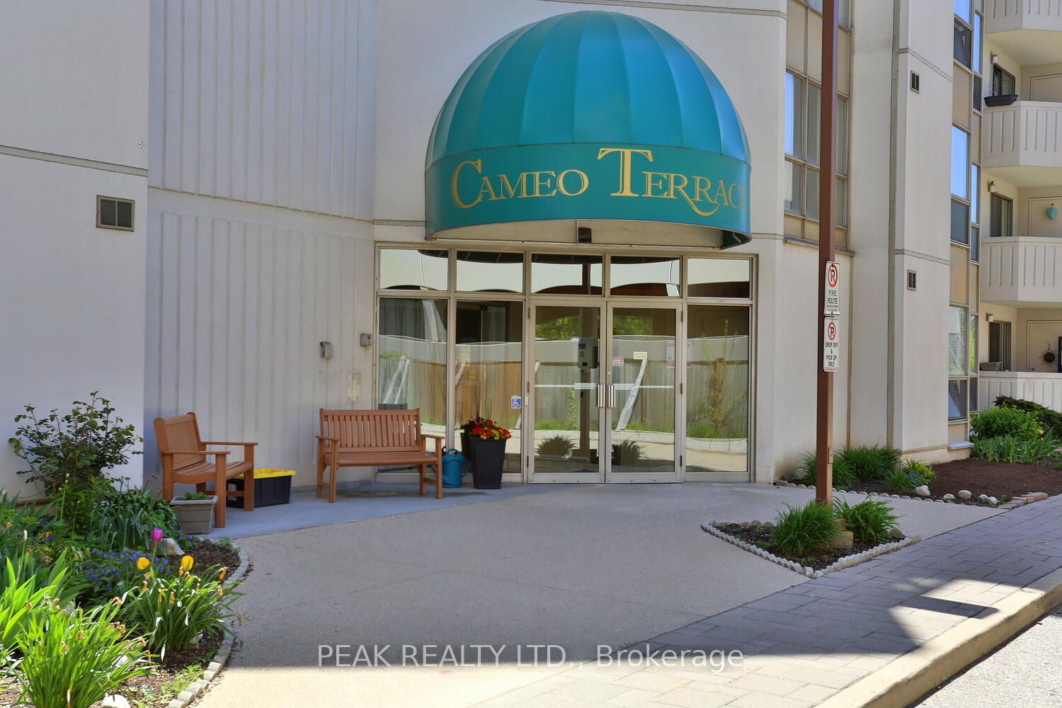 3267 King Street E, #205