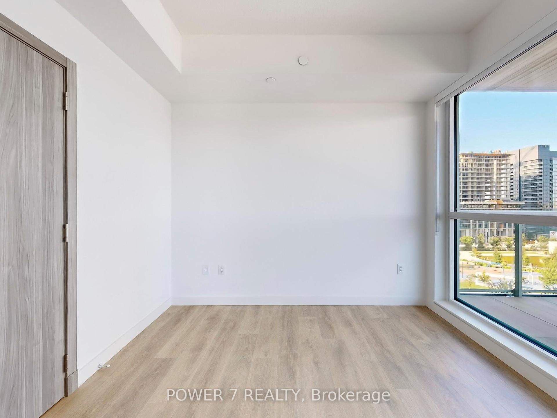 1 Bedroom Condo at 27 McMahon,  Toronto For sale
