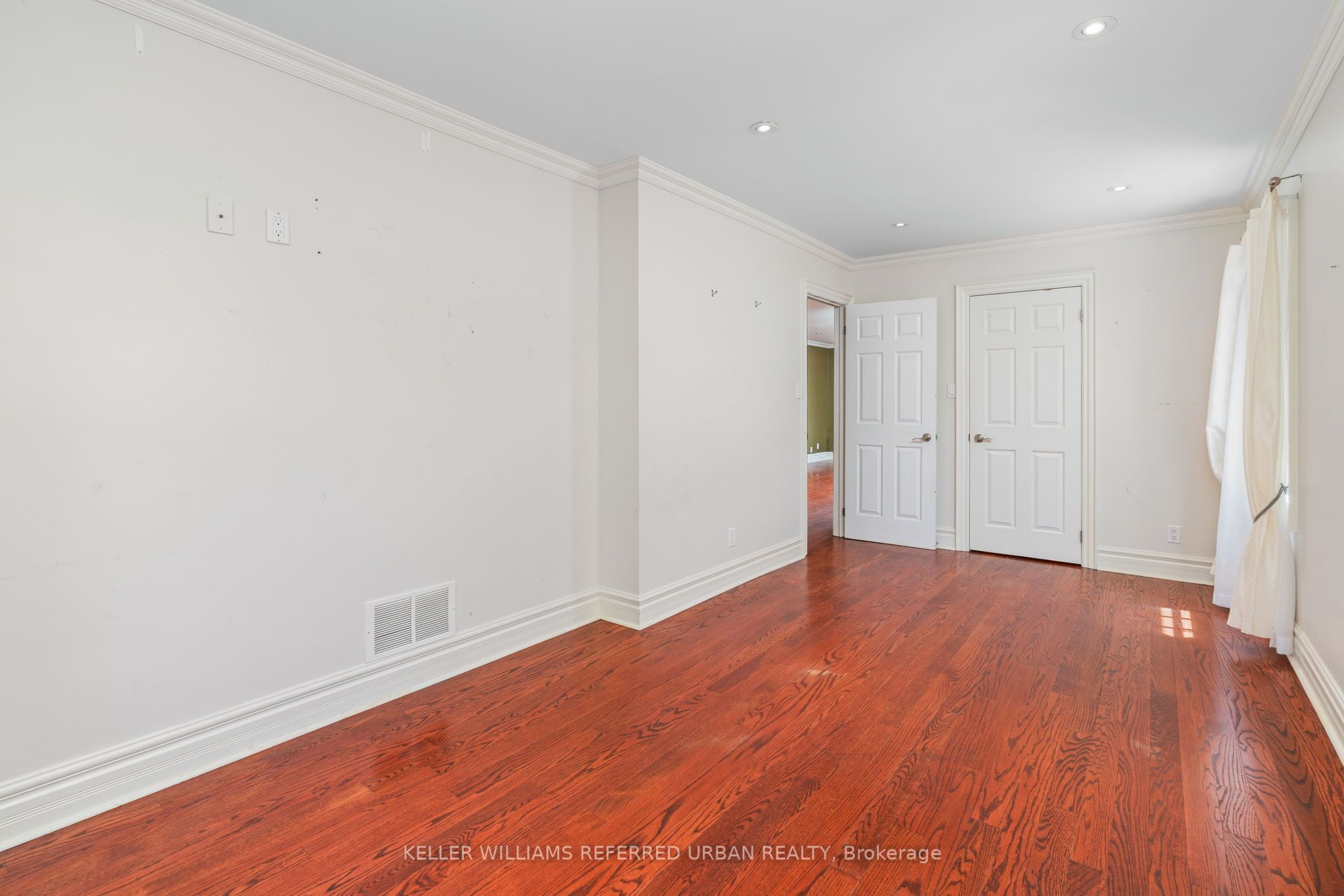 710 Pharmacy Avenue