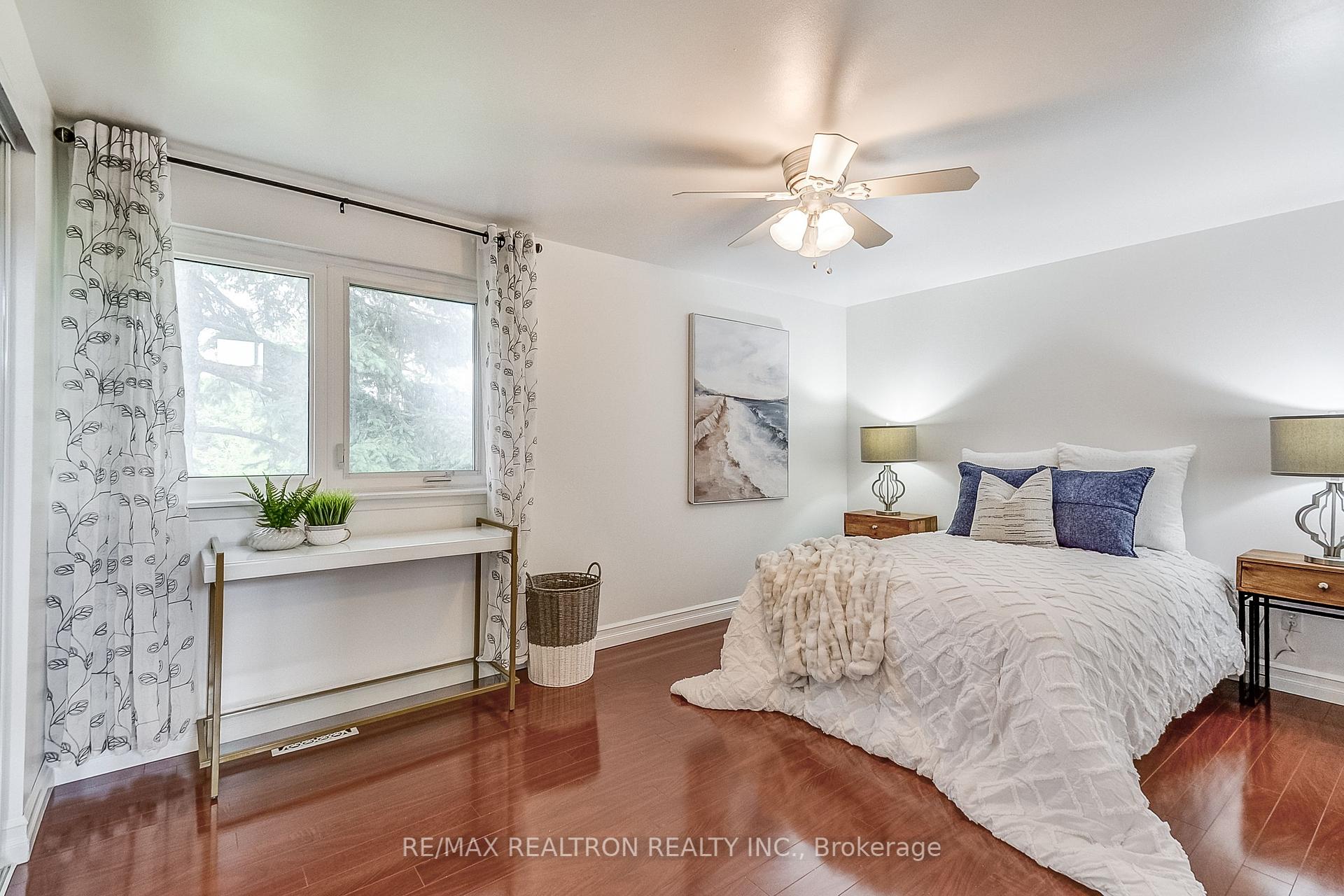 3 Bedrooms Condo at 6442 Finch, Toronto For sale