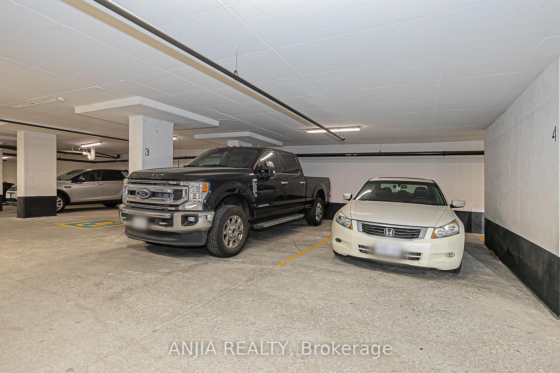 Condo at 180 Fairview Mall, Toronto For sale
