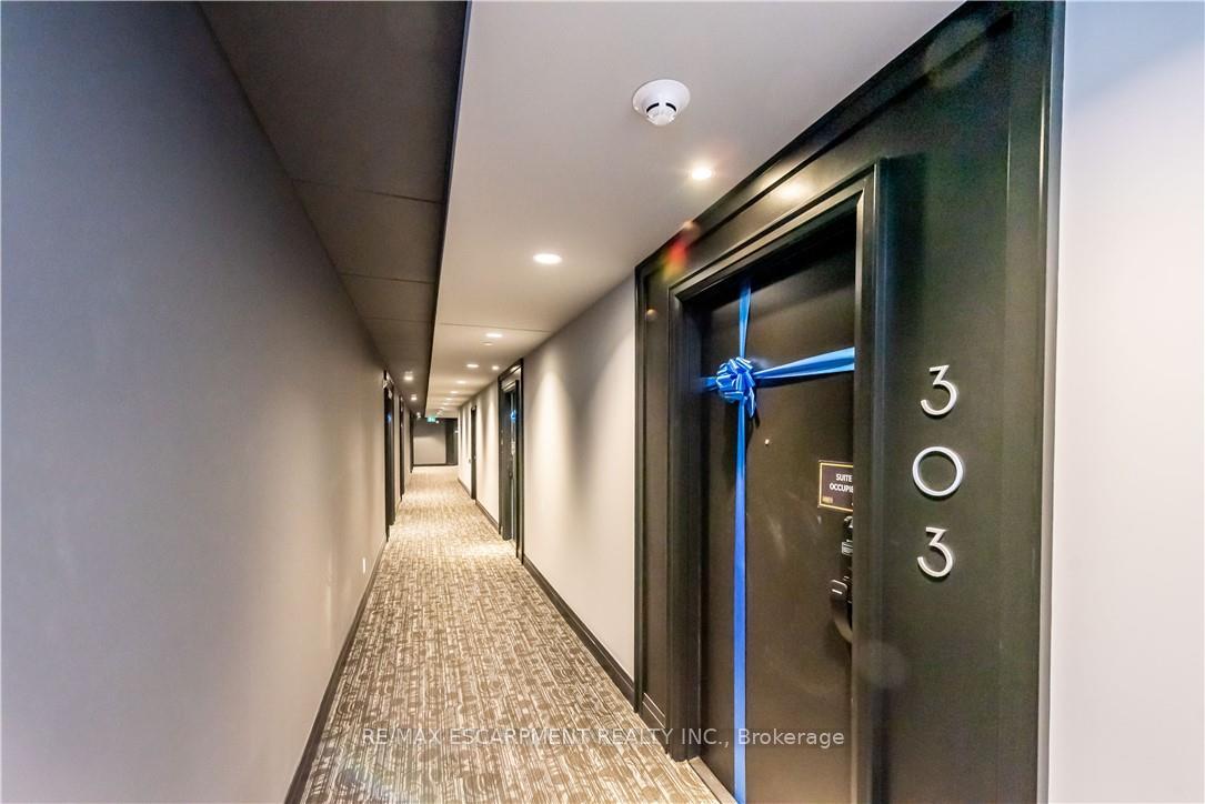 2 Bedrooms Condo at 50 KAITTING, Oakville For sale