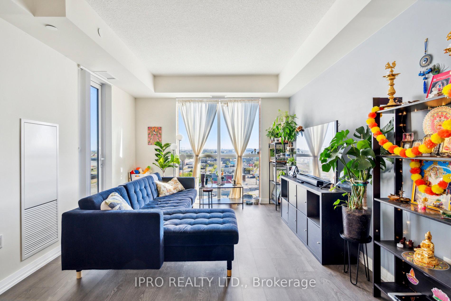 2 Bedrooms Condo at 50 Thomas Riley, Toronto For sale