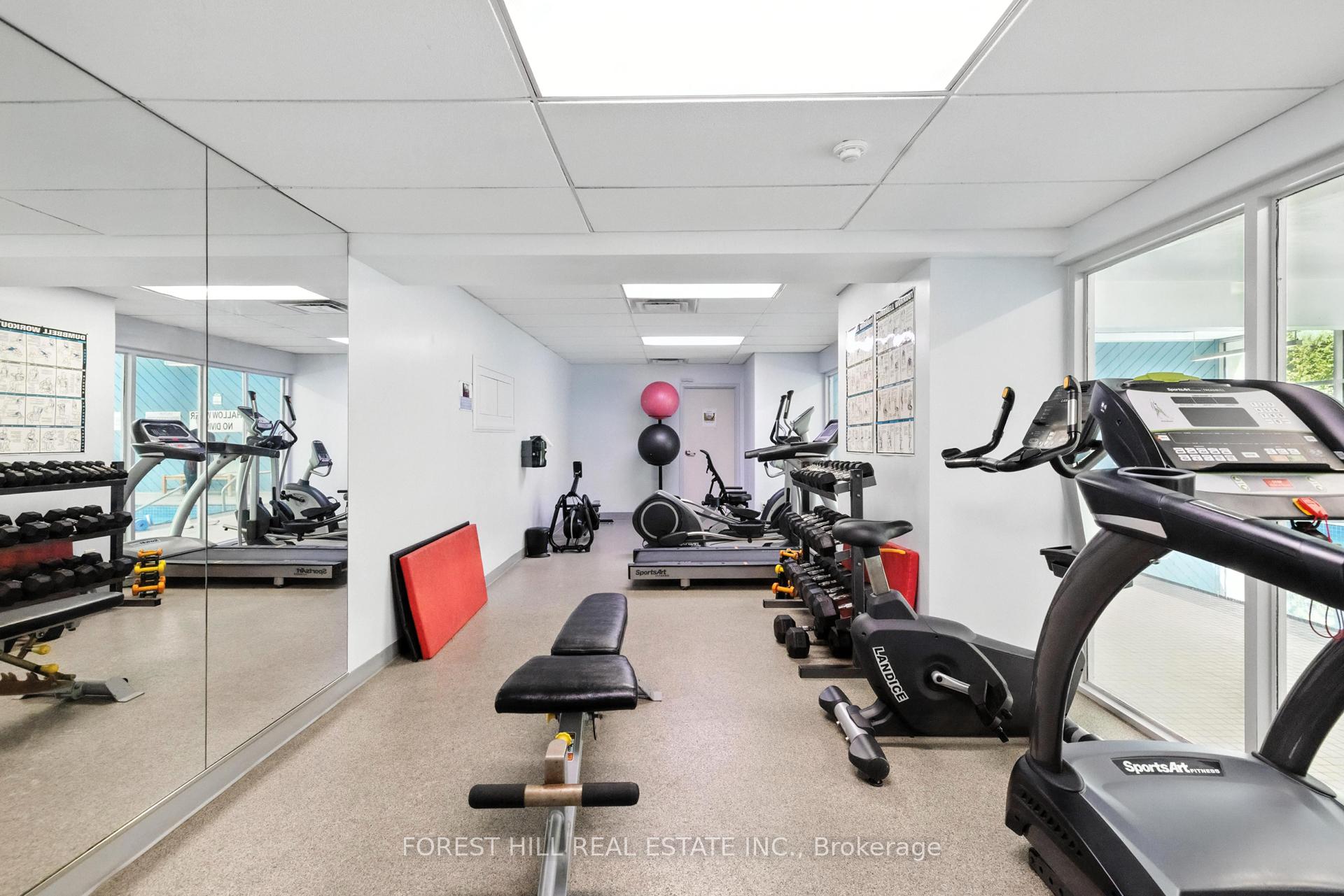 Co-op at 21 Dale, Toronto For sale