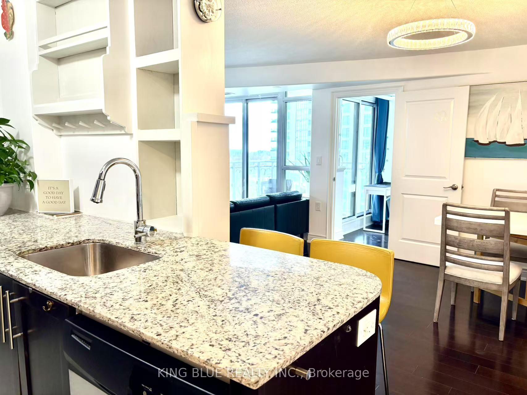 3 Bedrooms Condo at 35 Bastion,  Toronto For sale