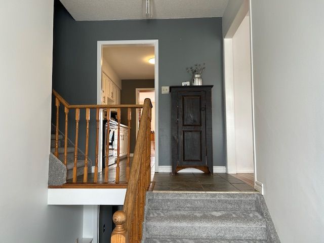 109 Cunningham Drive New Tecumseth Ontario L9R 1C6