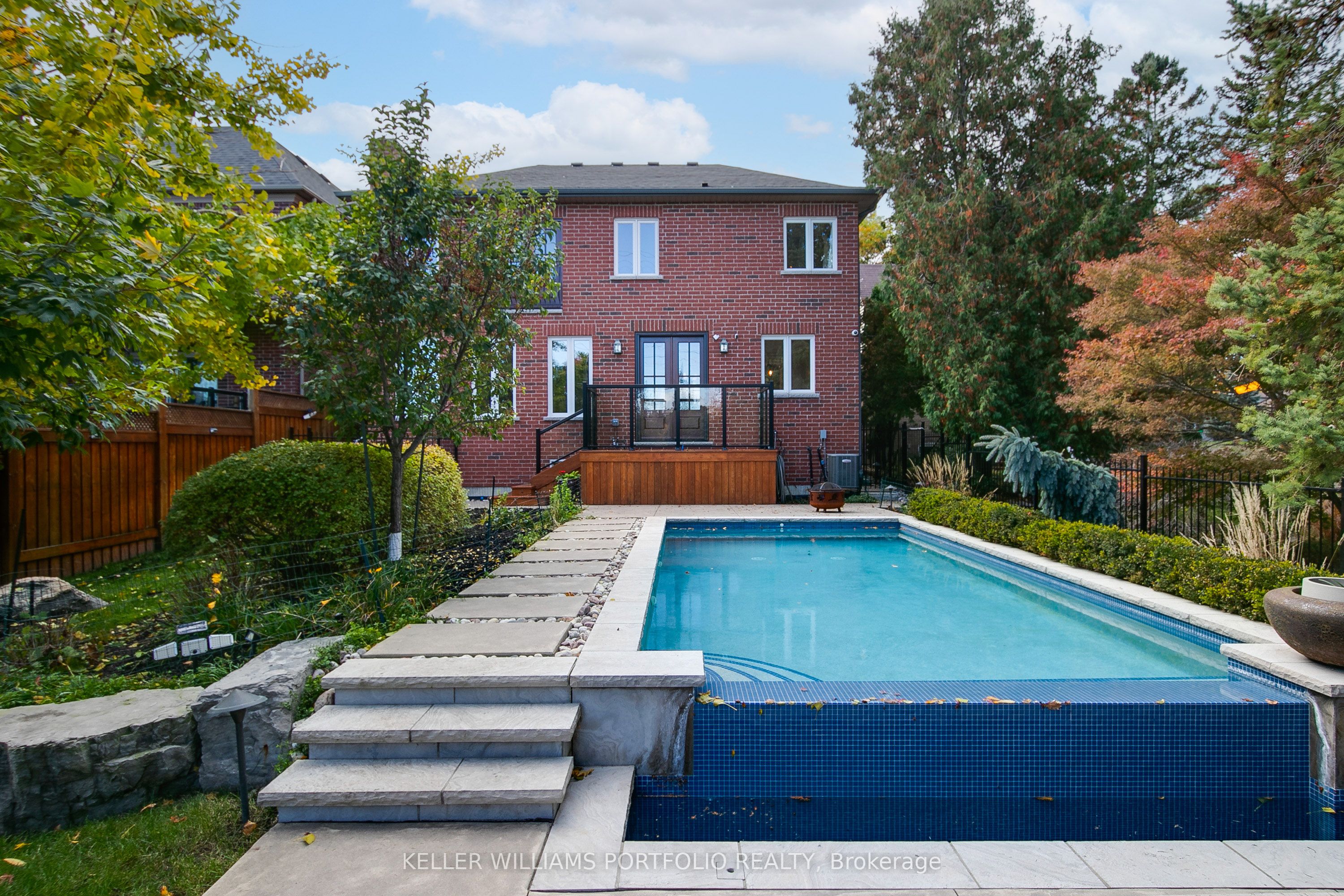 75 Ashbourne Drive