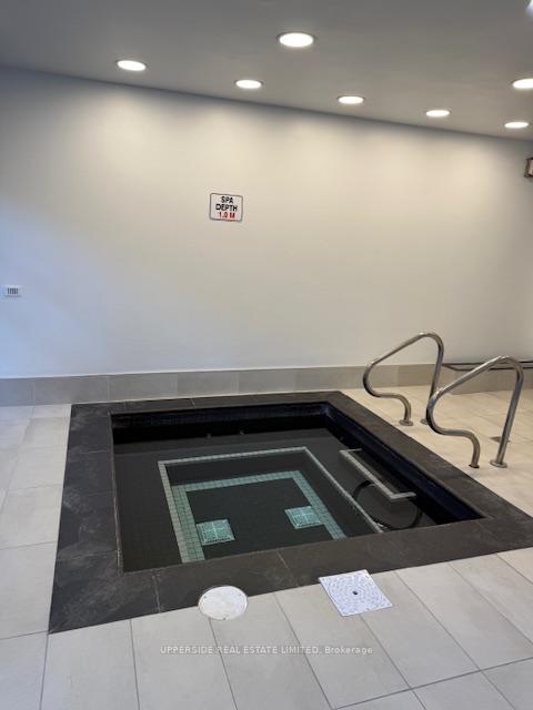 1 Bedroom Condo at 750 Bay, Toronto For sale