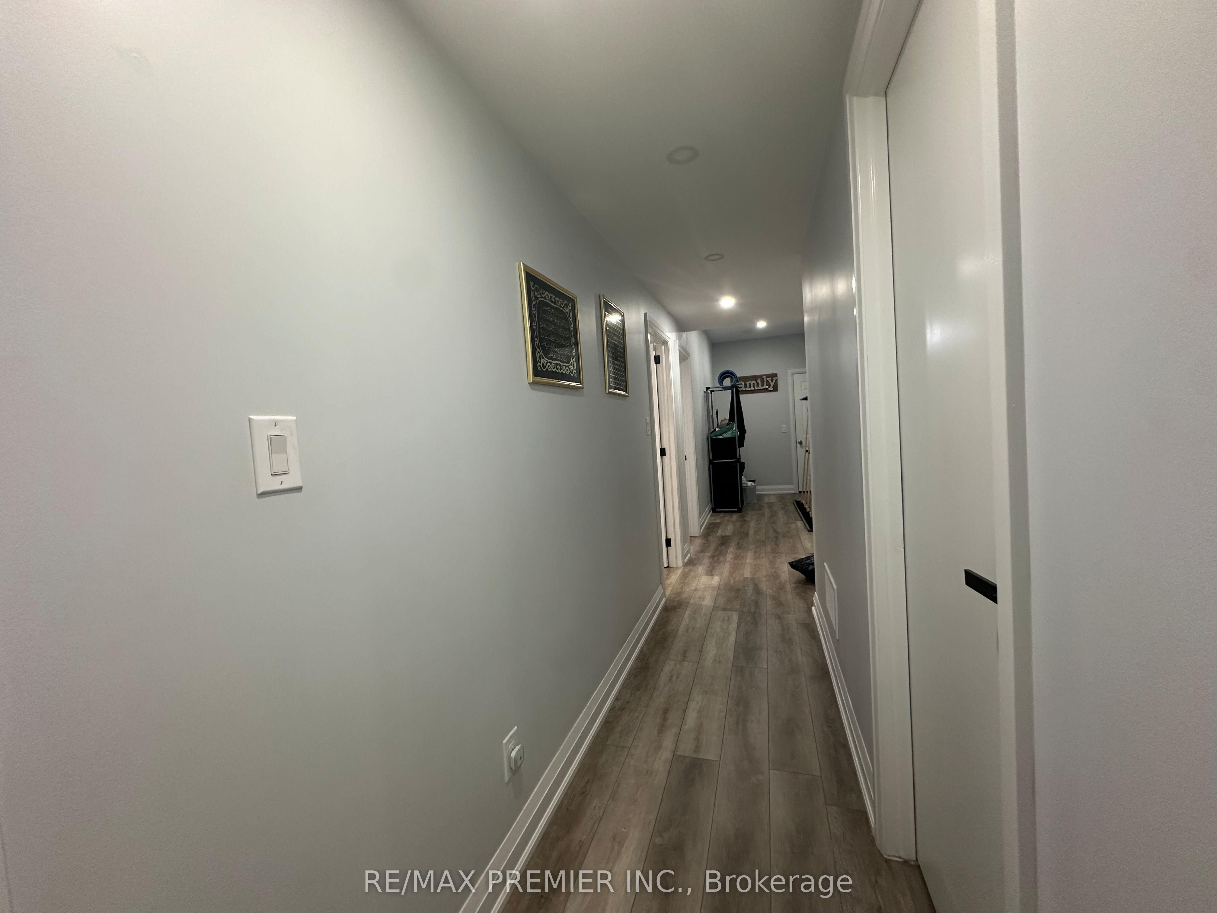 26 Elinor Avenue, #Basement