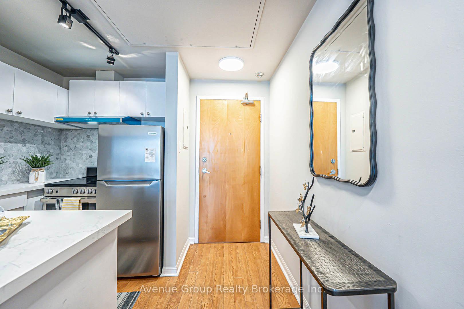 2 Bedrooms Condo at 550 Front, Toronto For sale