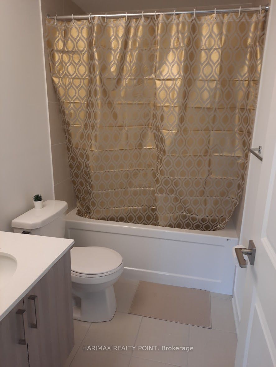 4015 Hickory Drive, #8