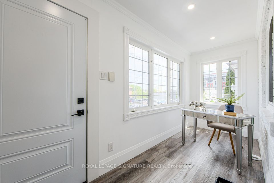 19 Schell Avenue, Toronto, ON M6E 2S7