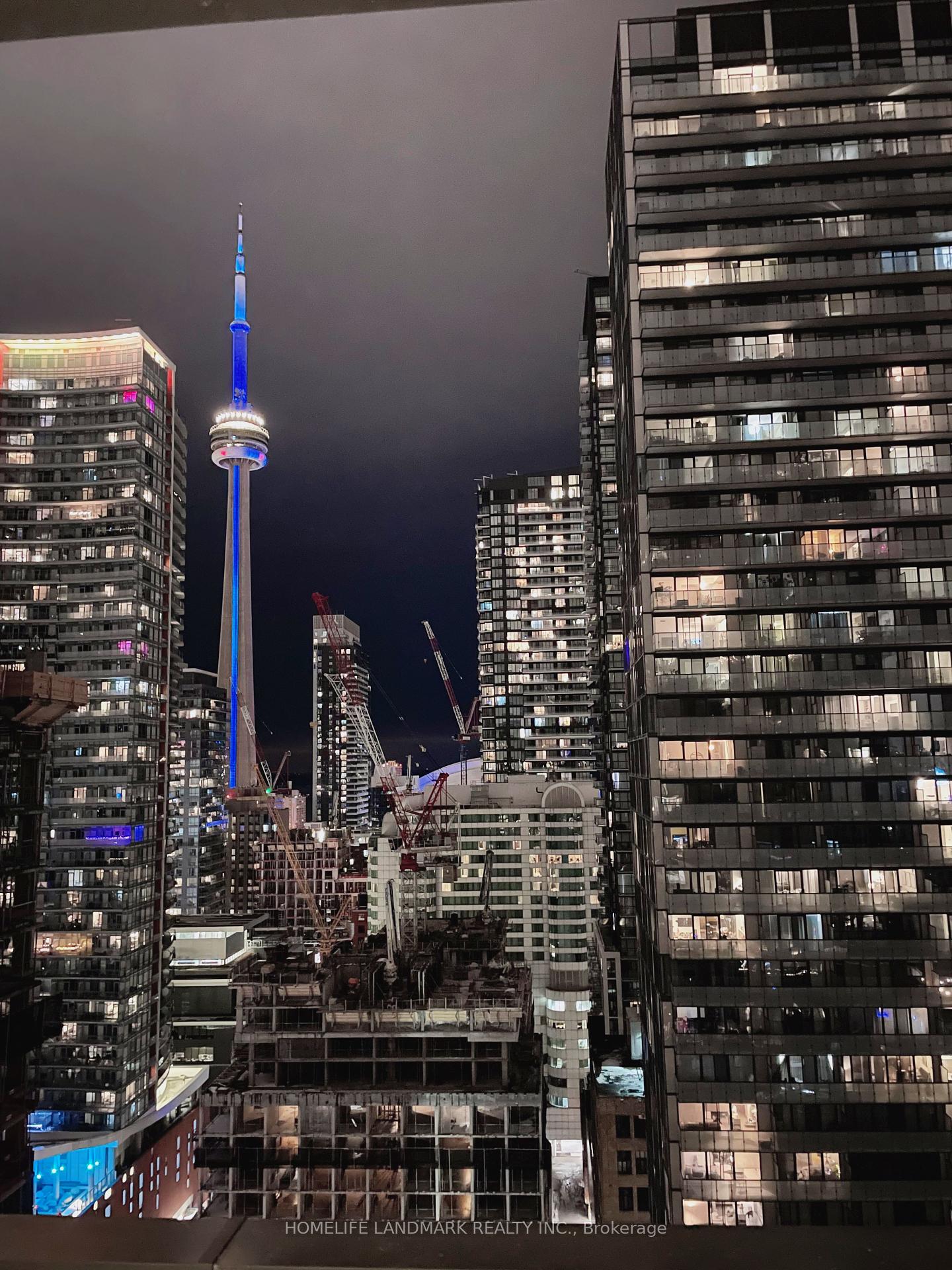 2 Bedrooms Condo at 125 Peter, Toronto For sale