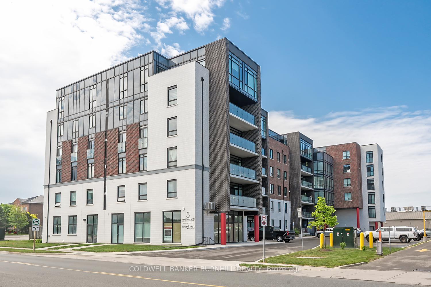 2 Bedrooms Condo at 5 Hamilton, Hamilton For sale