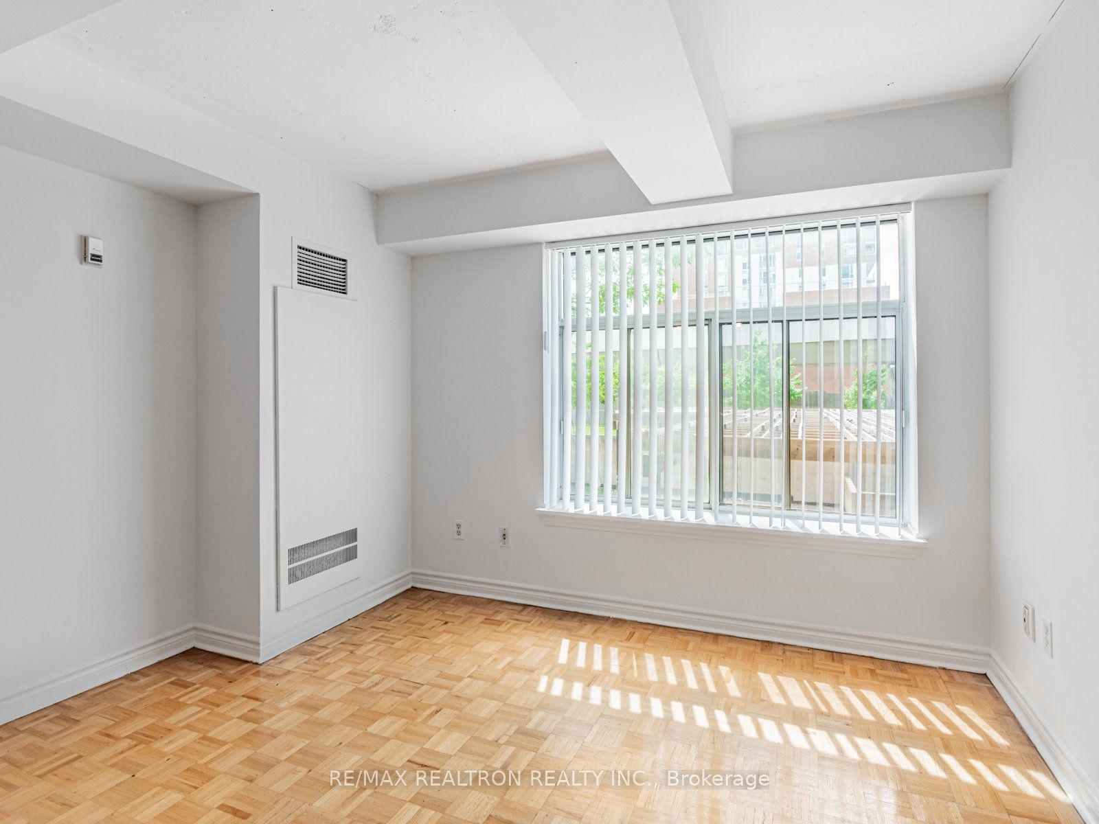 1401 Dupont Street, #614