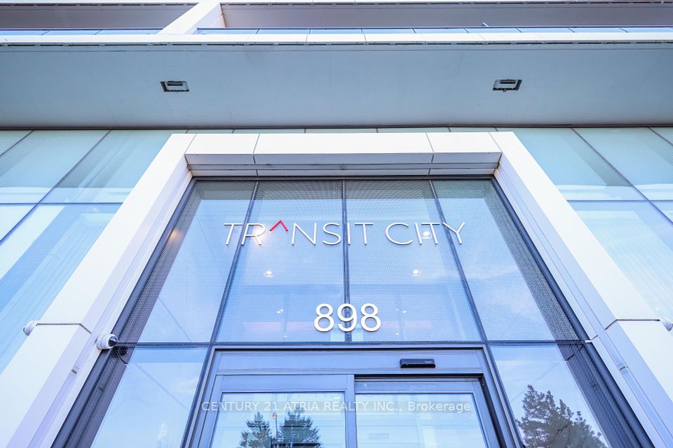 898 Portage