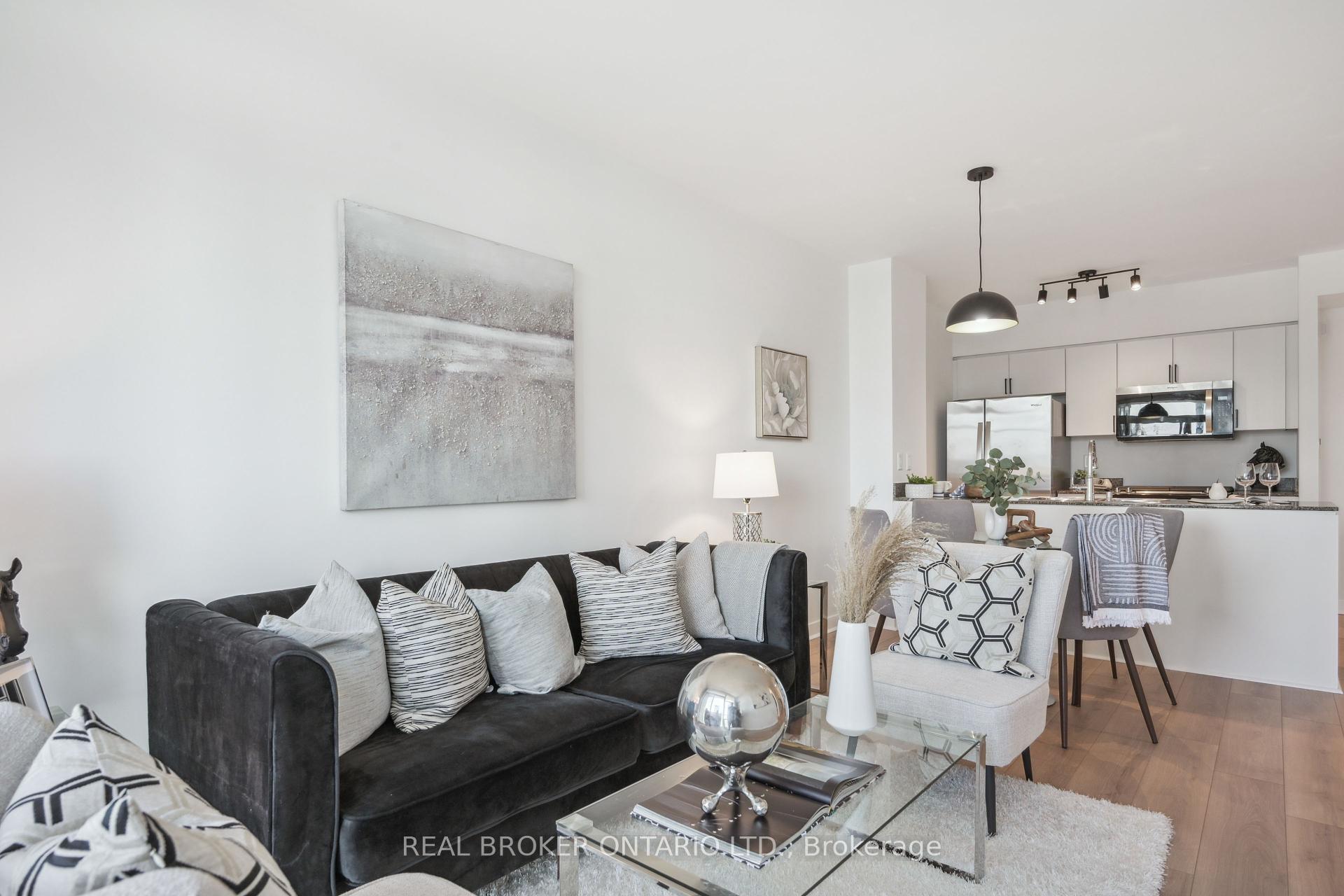 2 Bedrooms Condo at 10 Navy Wharf, Toronto For sale