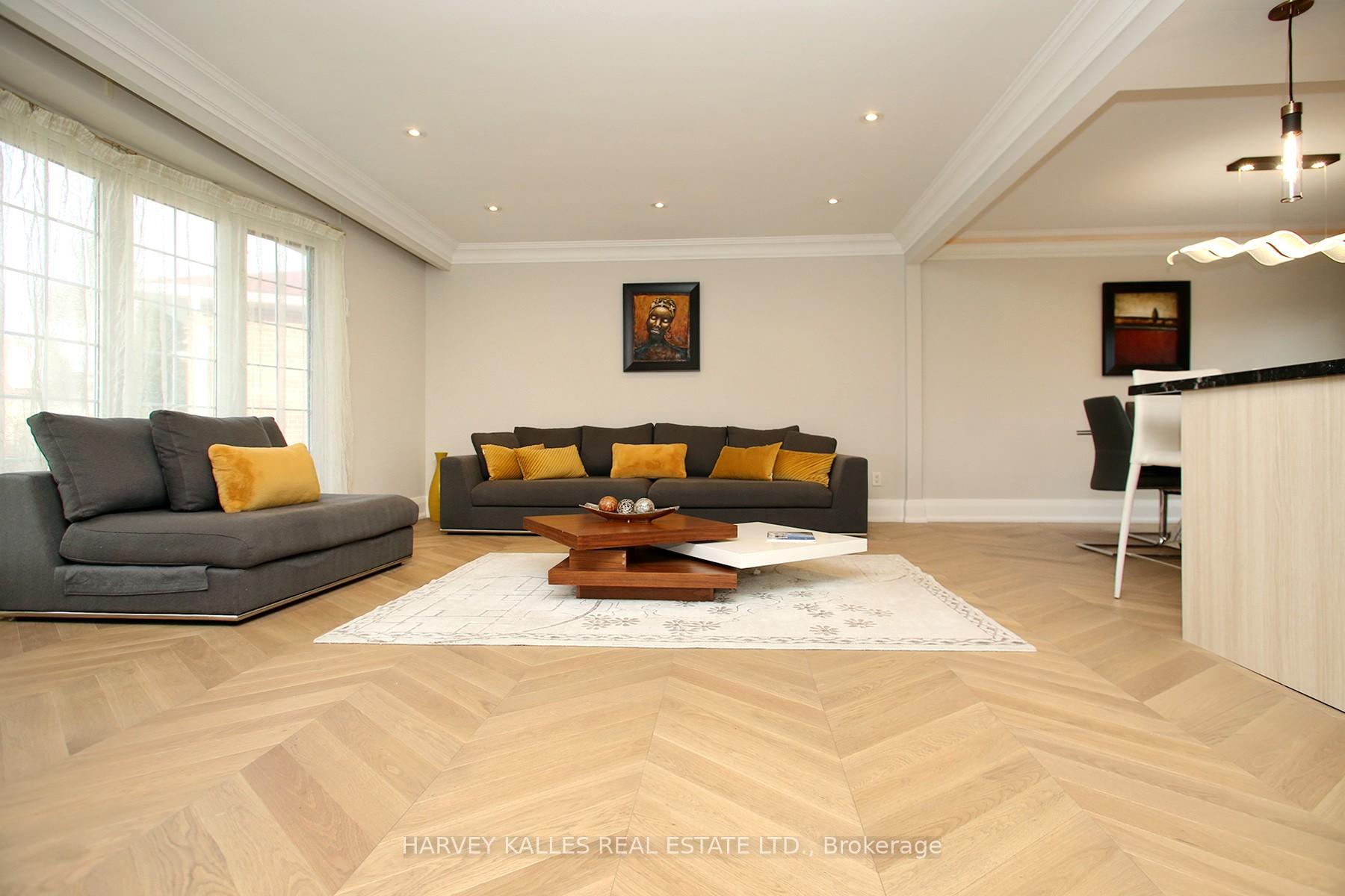 16 Wedgeport Place