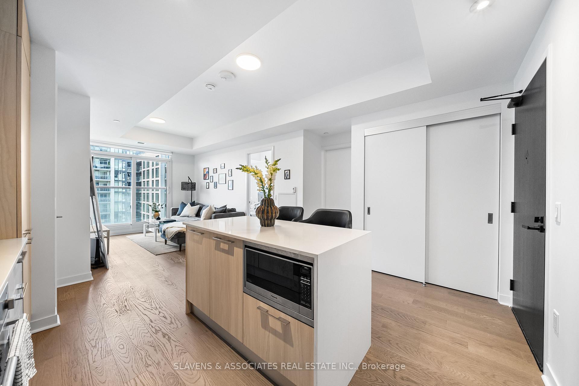 1 Bedroom Condo at 501 Adelaide, Toronto For sale