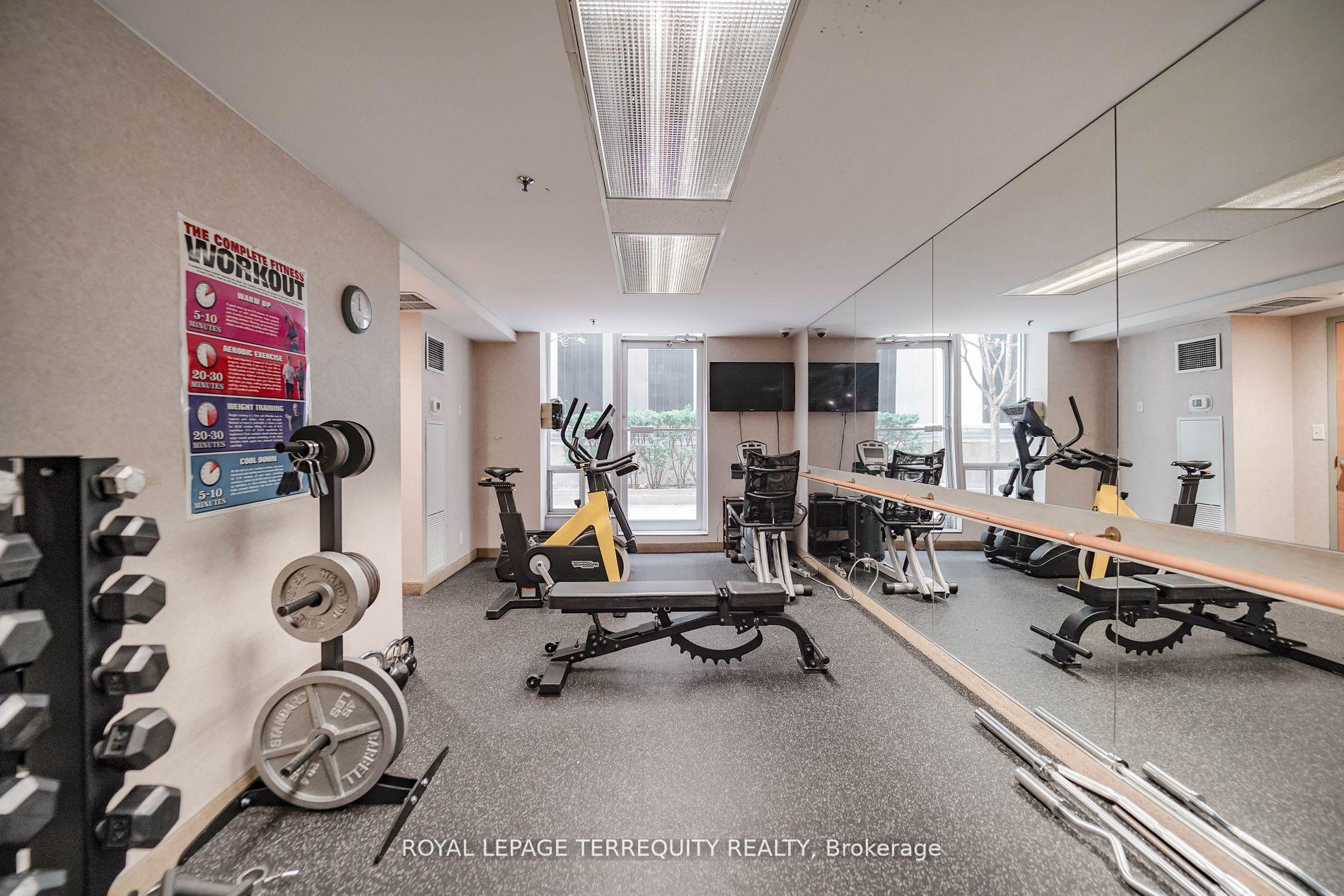 2 Bedrooms Condo at 43 Eglinton, Toronto For sale