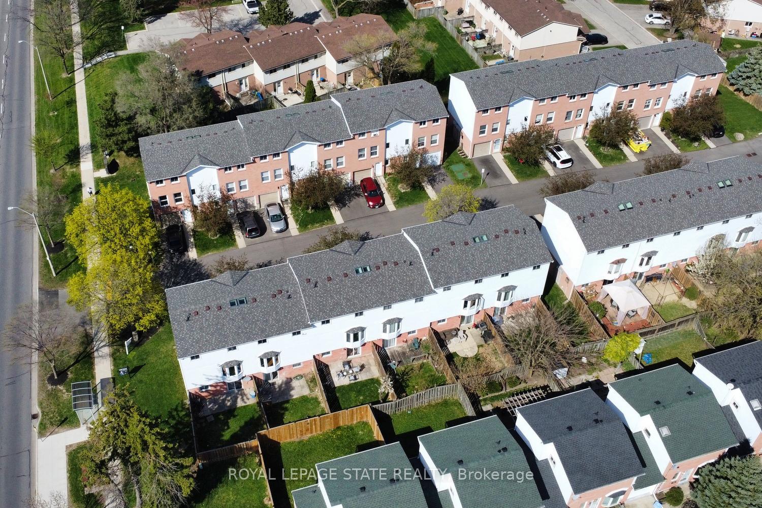 3 Bedrooms Condo at 1255 Upper Gage,  Hamilton For sale
