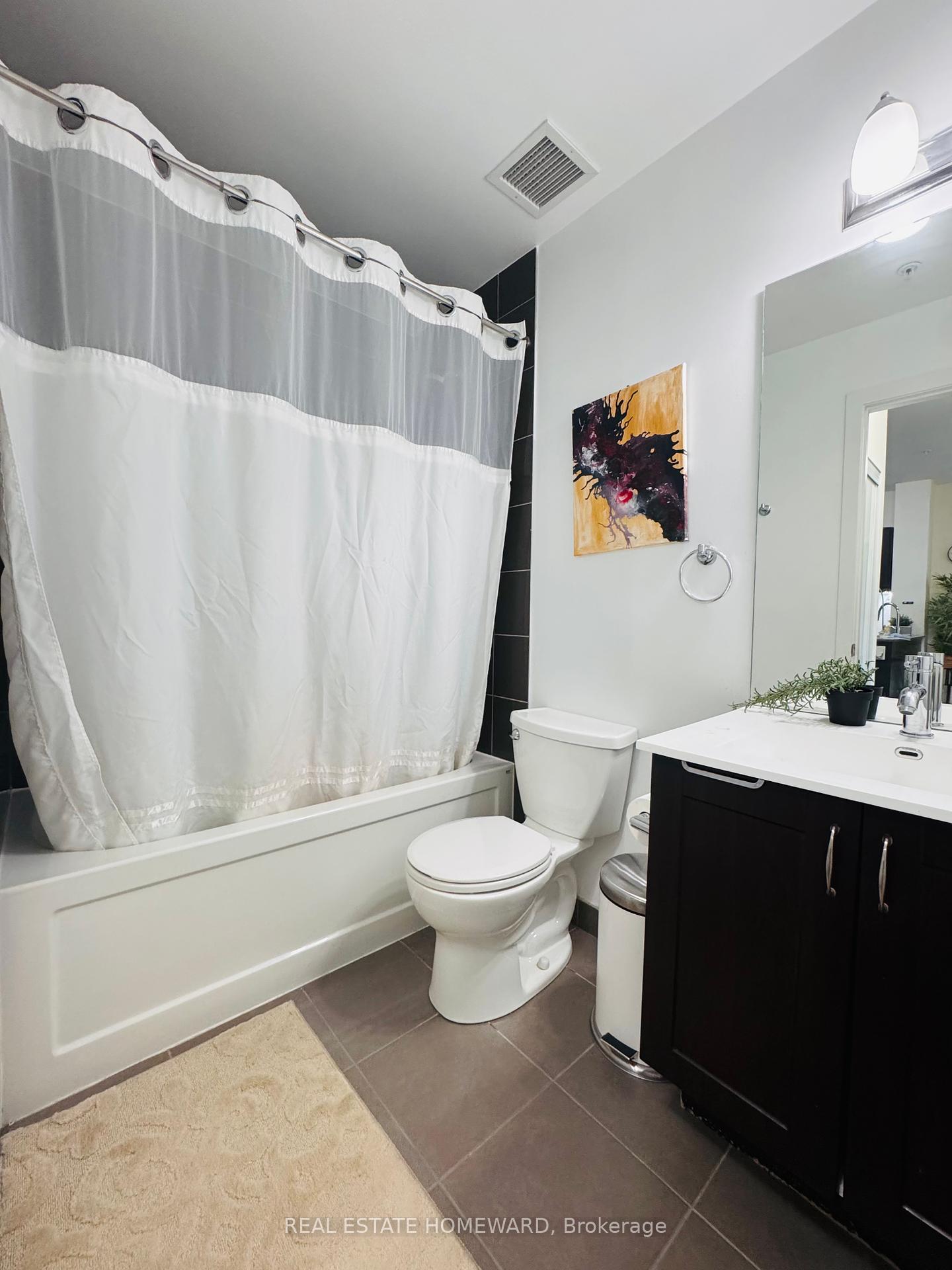 2 Bedrooms Condo at 3560 St Clair Ave, Toronto For sale