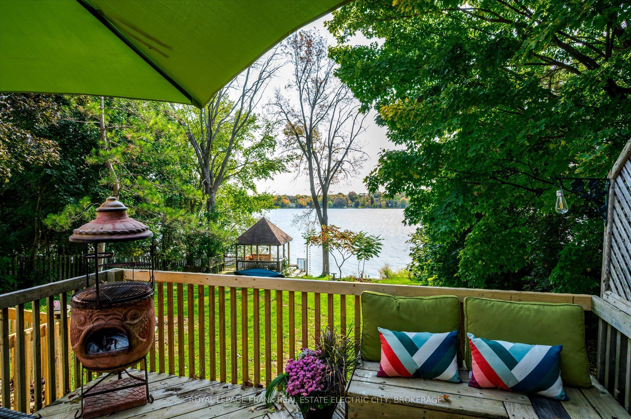 99 Lakeside Drive