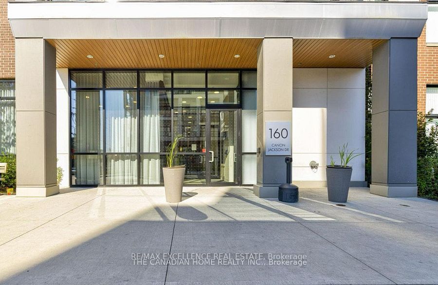#401 - 160 Canon Jackson Drive, Toronto, ON M6M 0B6