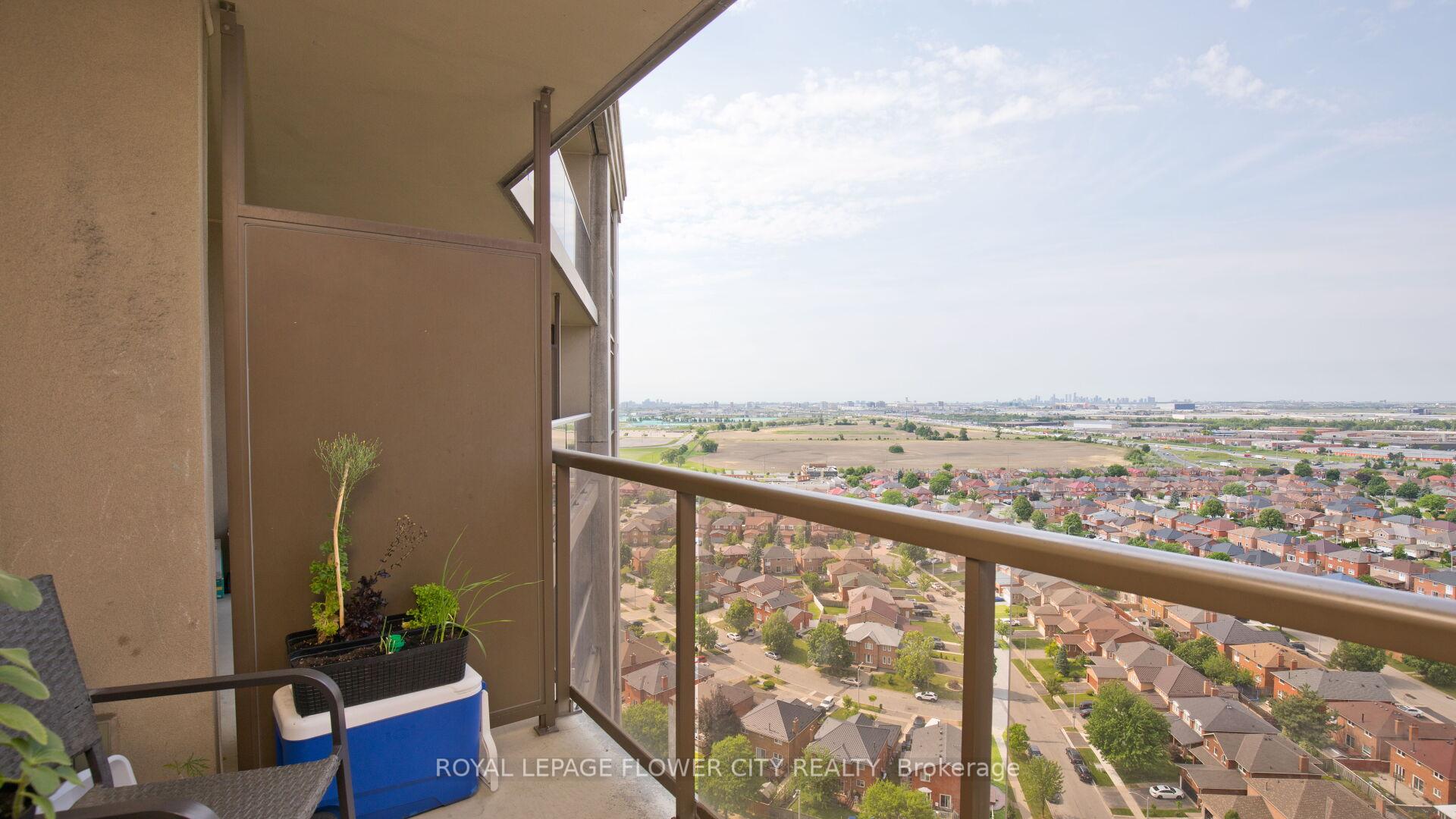 2 Bedrooms Condo at 700 Humberwood, Toronto For sale