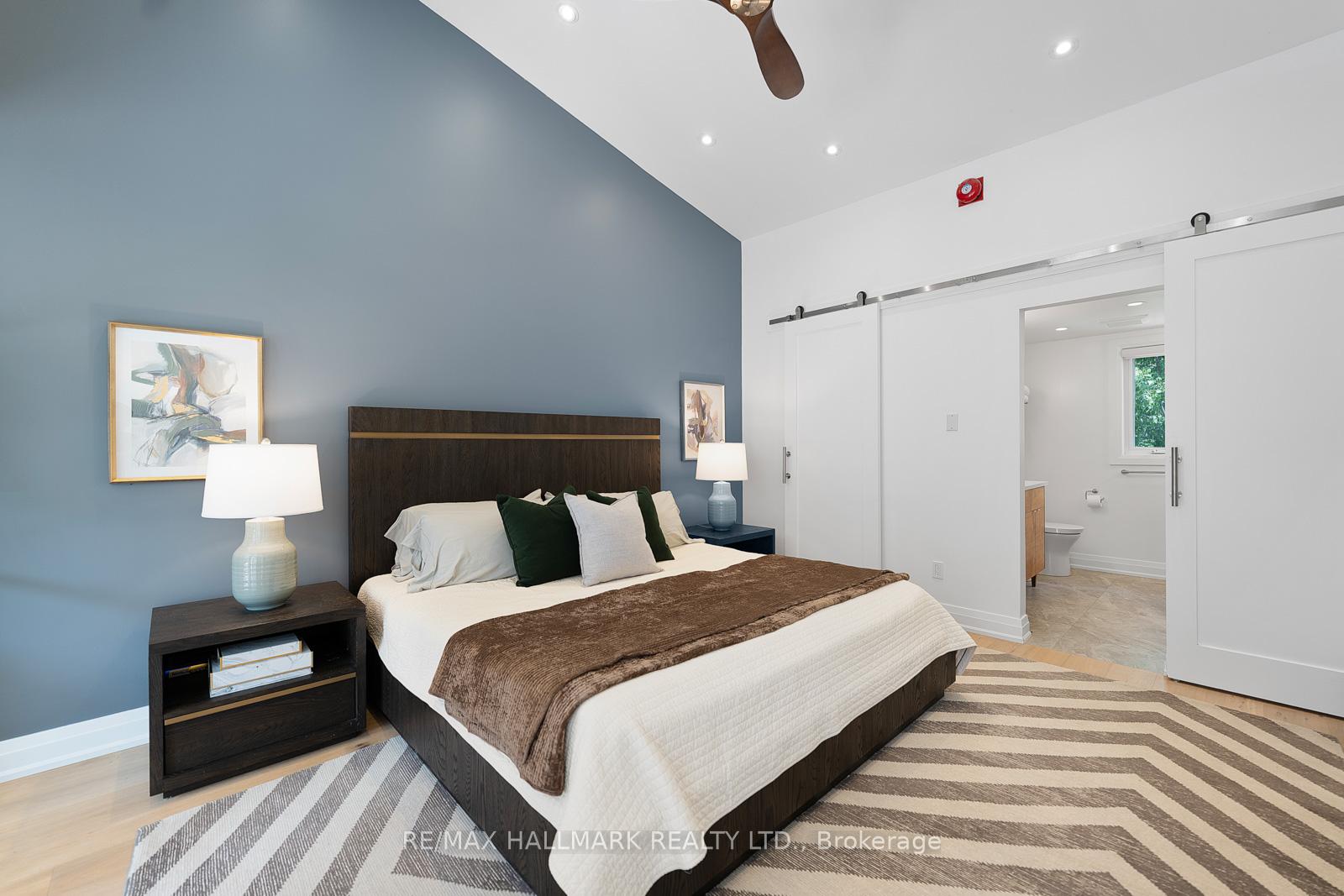 4 Bedrooms Condo at 95 Summerhill, Toronto For sale