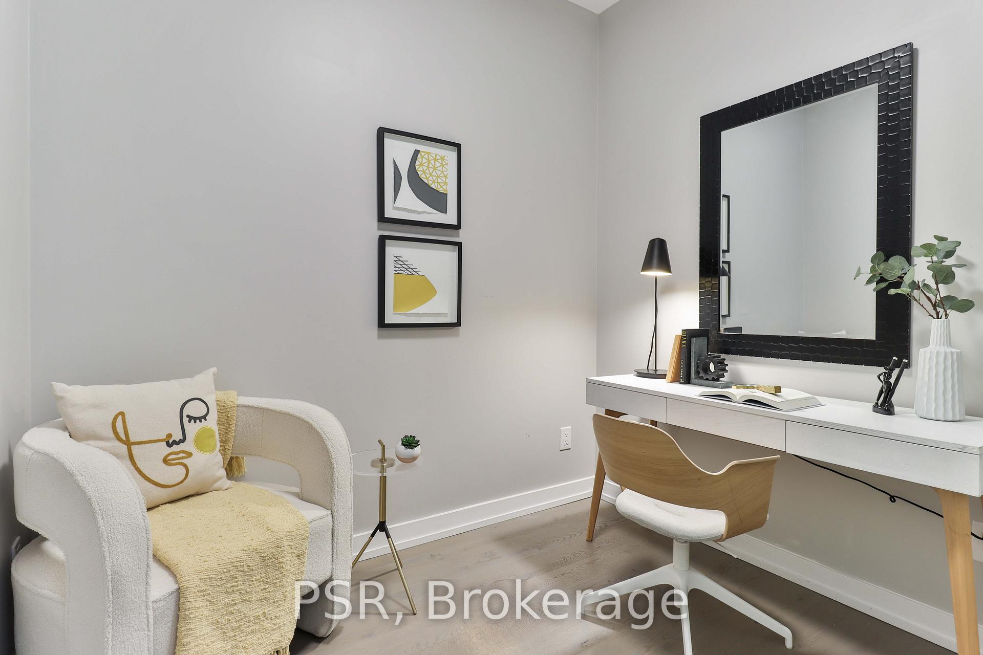 2 Bedrooms Condo at 488 University Ave, Toronto For sale