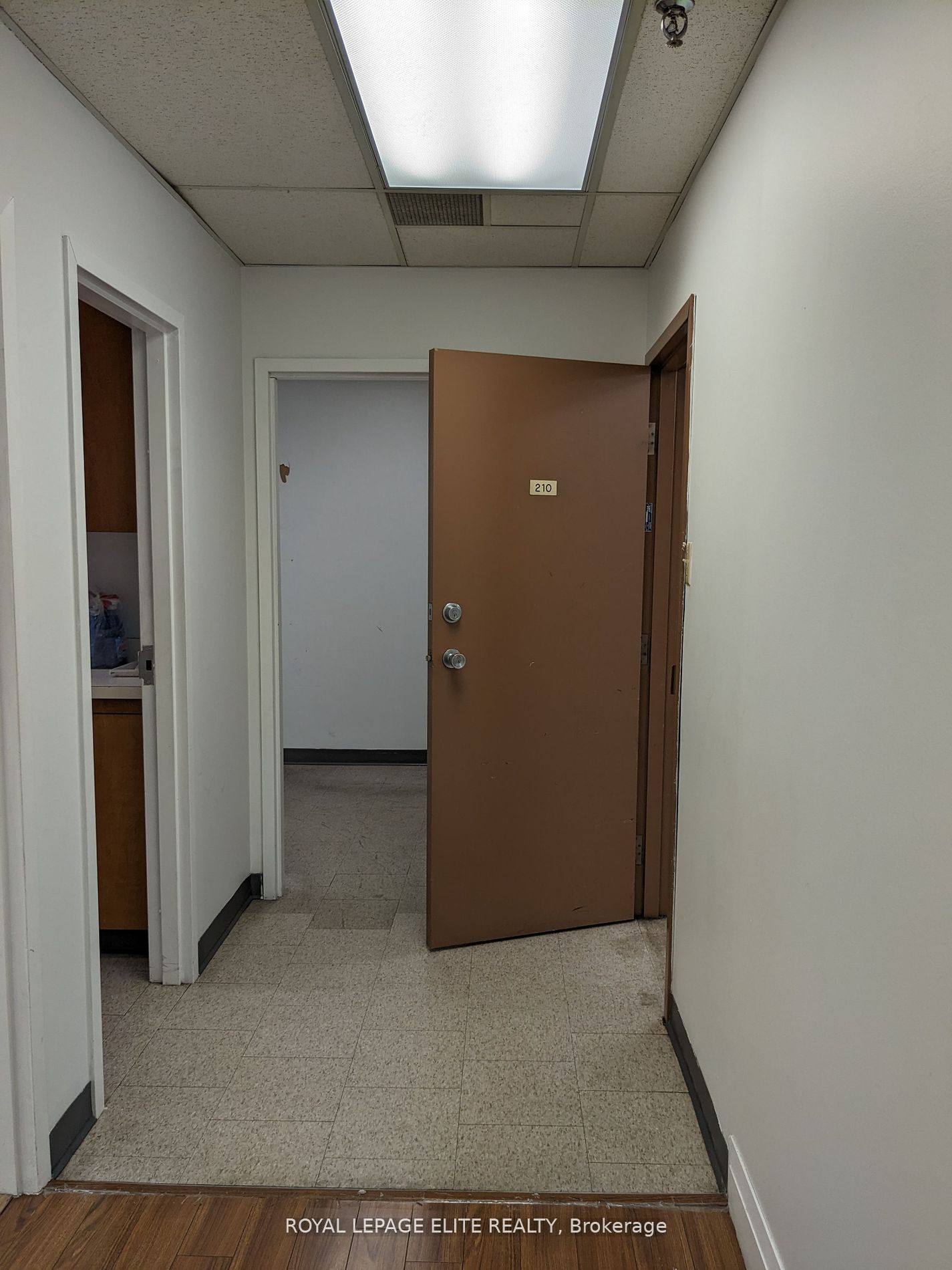 1150 EGLINTON Avenue, #210