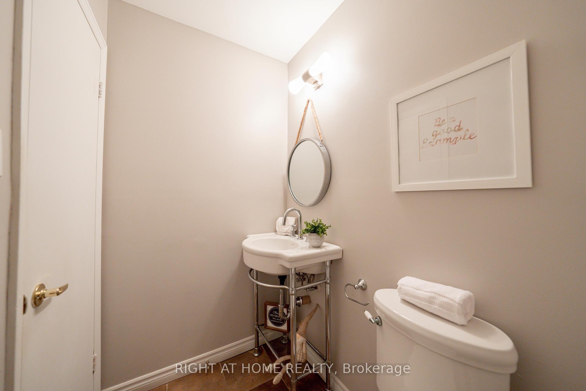 3 Bedrooms Condo at 43 Wild Ginger,  Toronto For sale