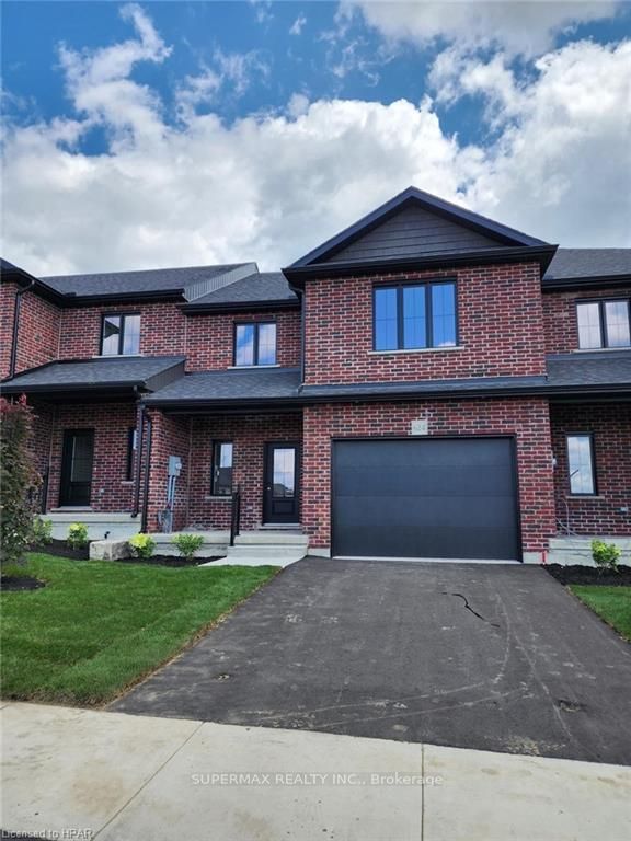 624 Wray Avenue, North Perth, ON N4W 0J9