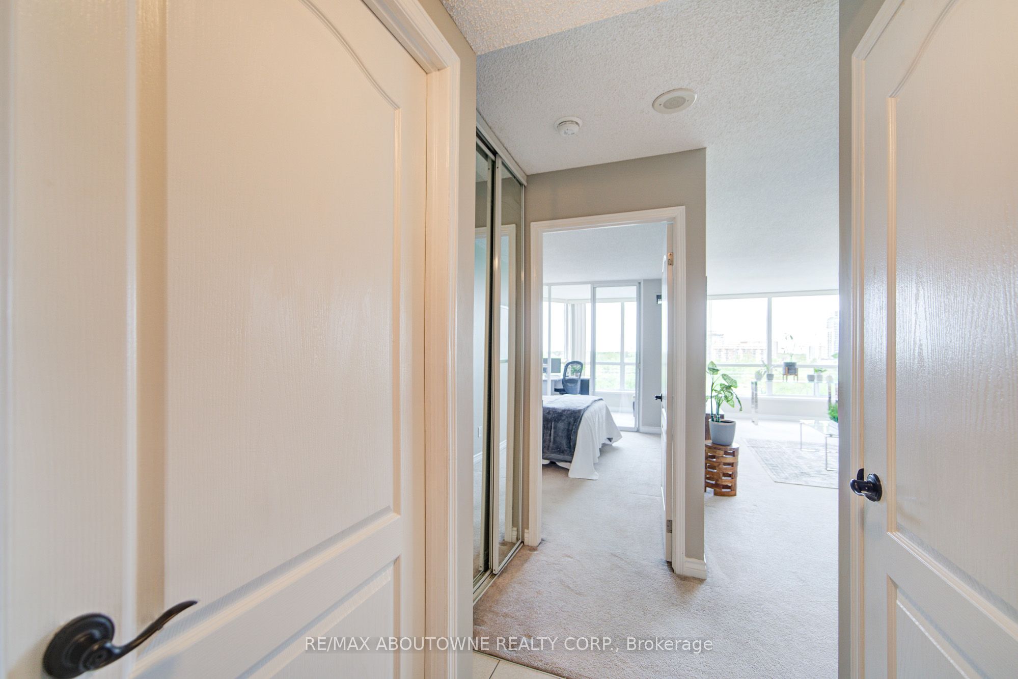 1276 Maple Crossing Boulevard, #1008