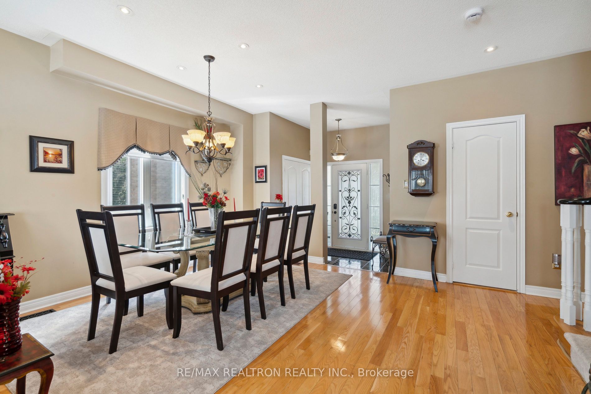 545 Pleasant Ridge Avenue