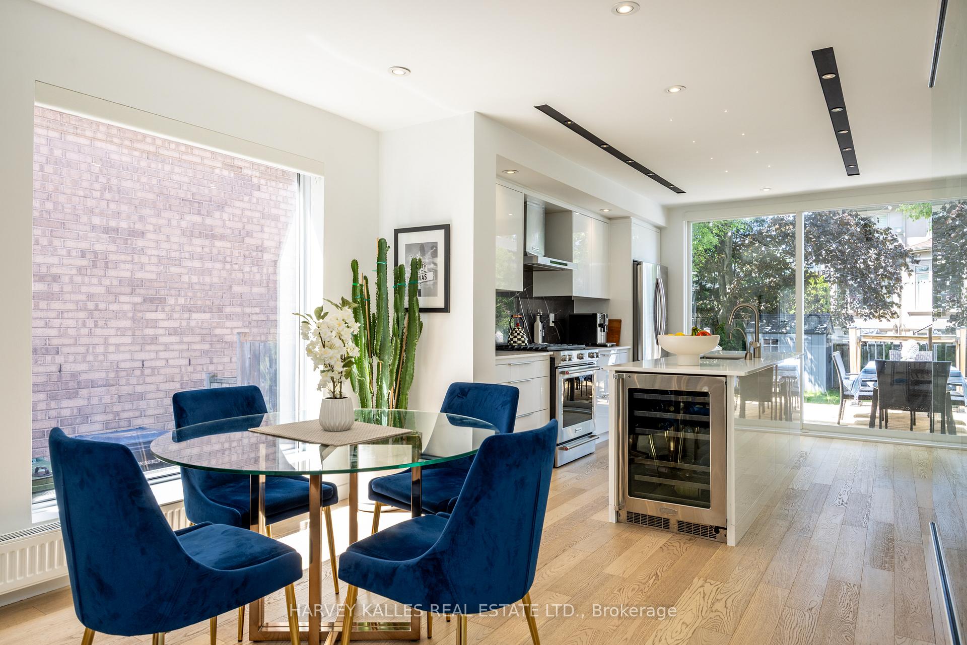 380 Old Orchard Grove