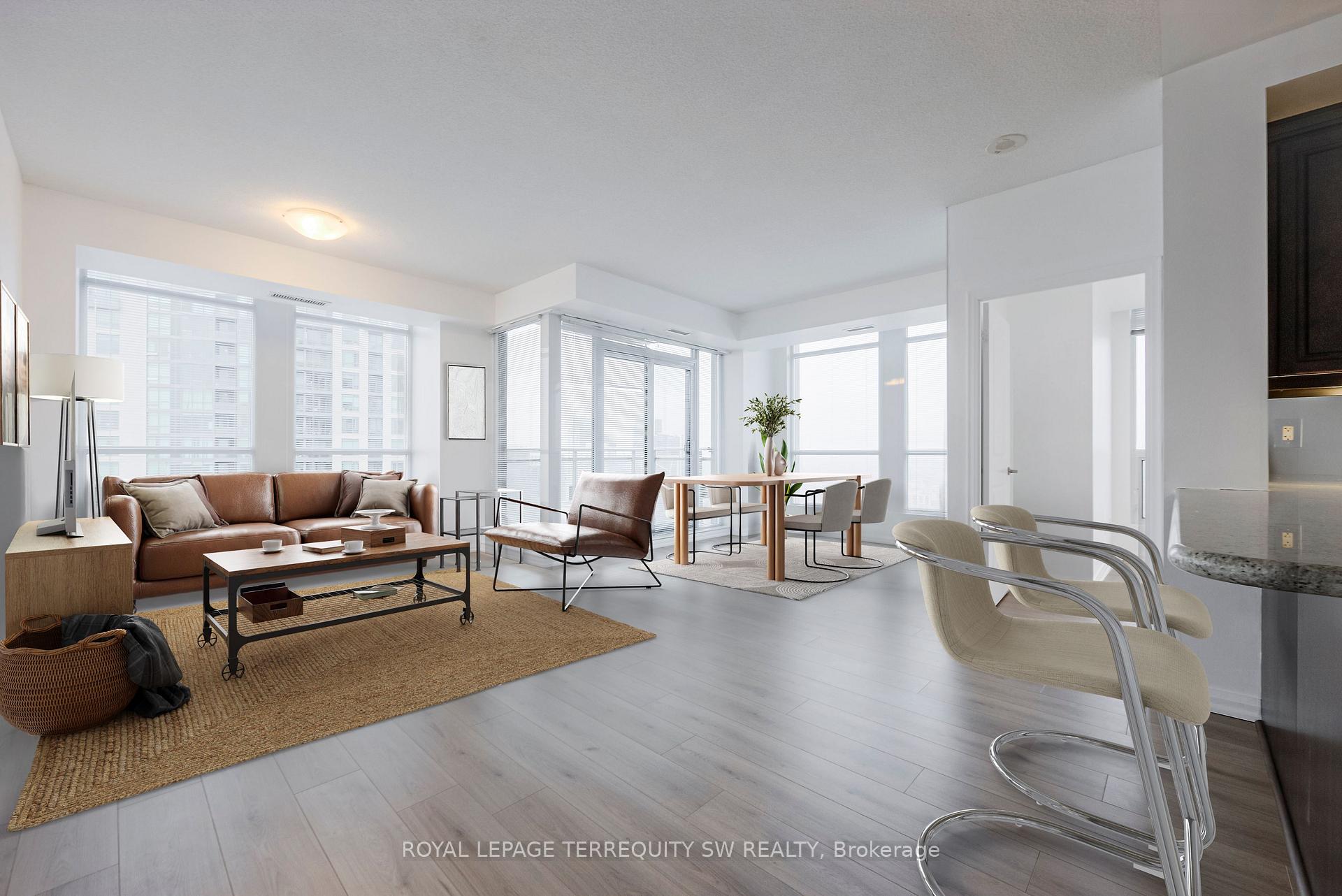 3 Bedrooms Condo at 628 Fleet, Toronto For sale