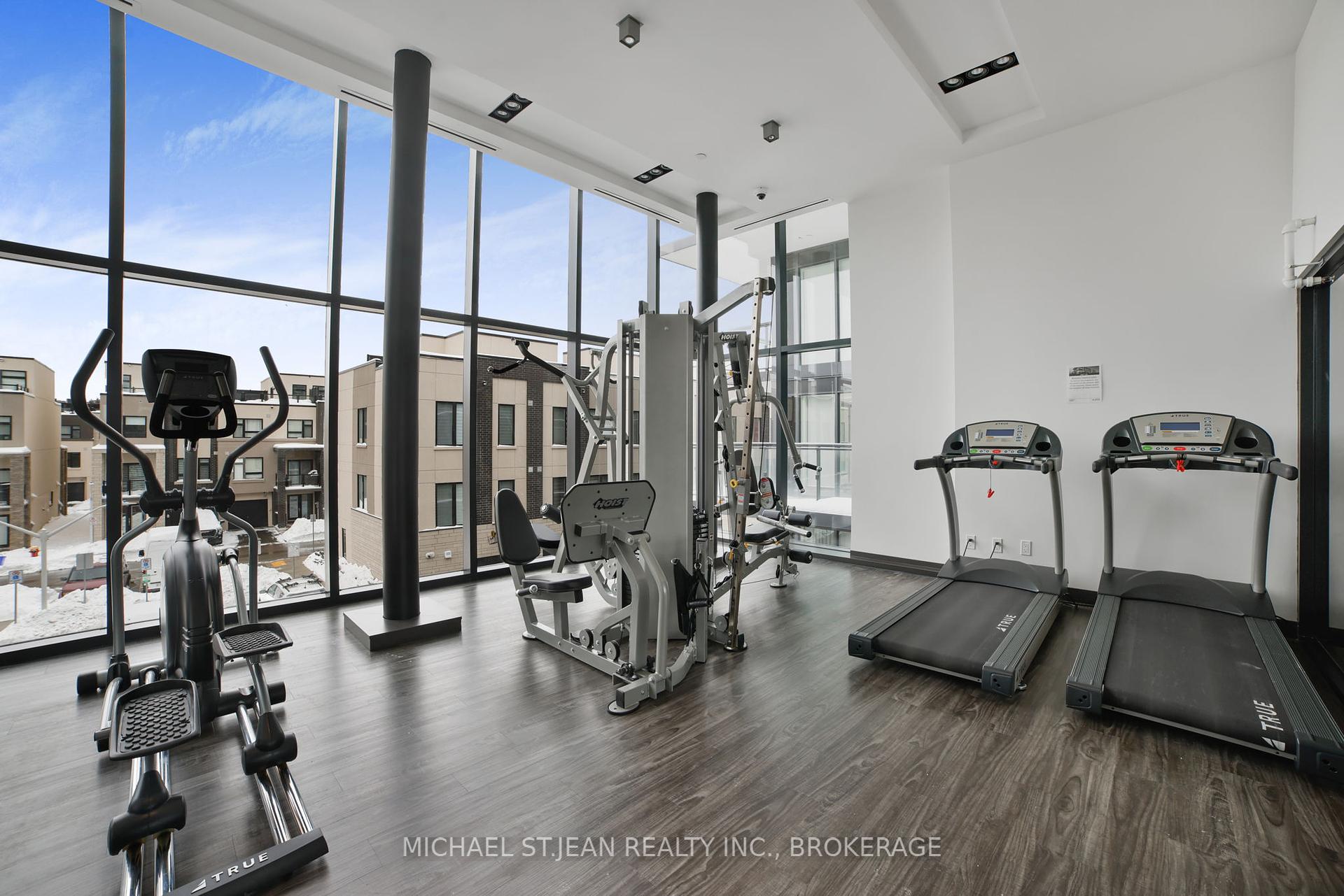 1 Bedroom Condo at 1119 Cooke,  Burlington For sale